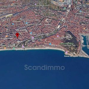 Property in Carre d'Or