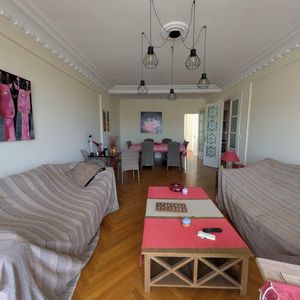 Property in Carre d'Or