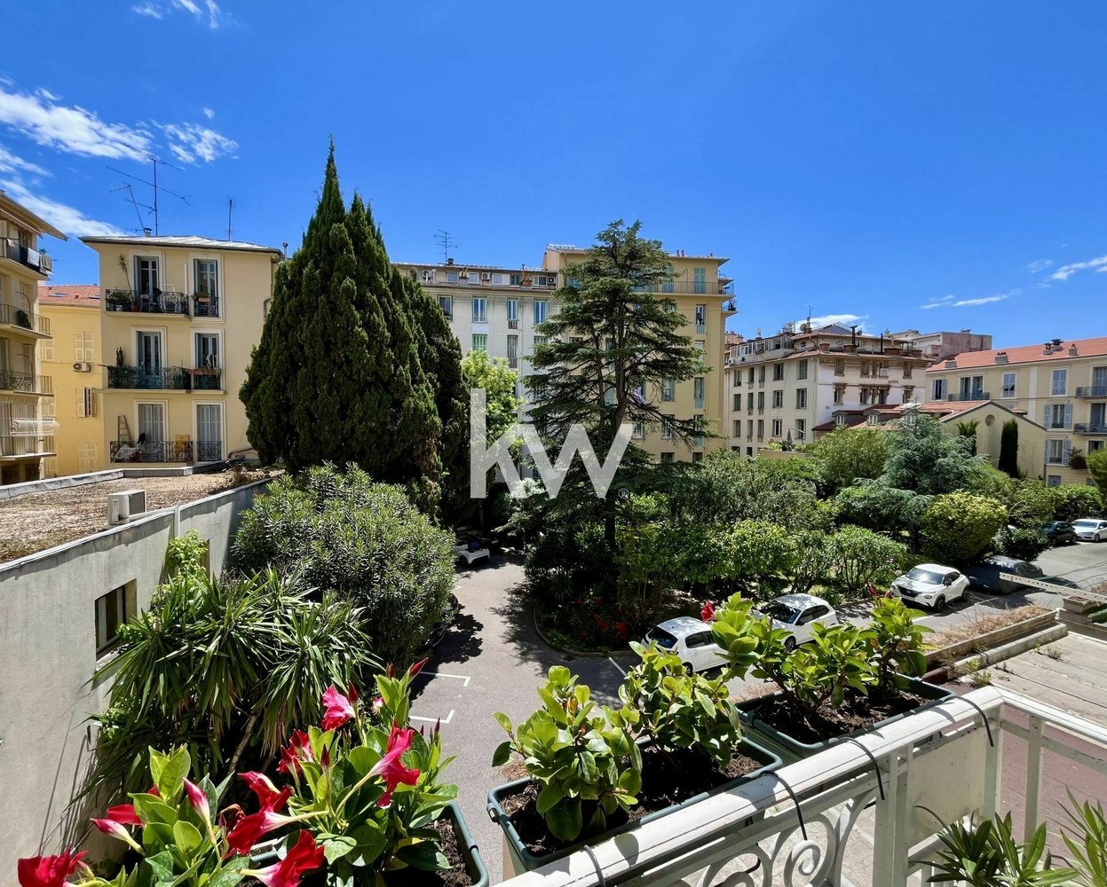 Property photo in Carre d'Or