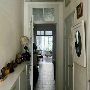 Property in Carre d'Or