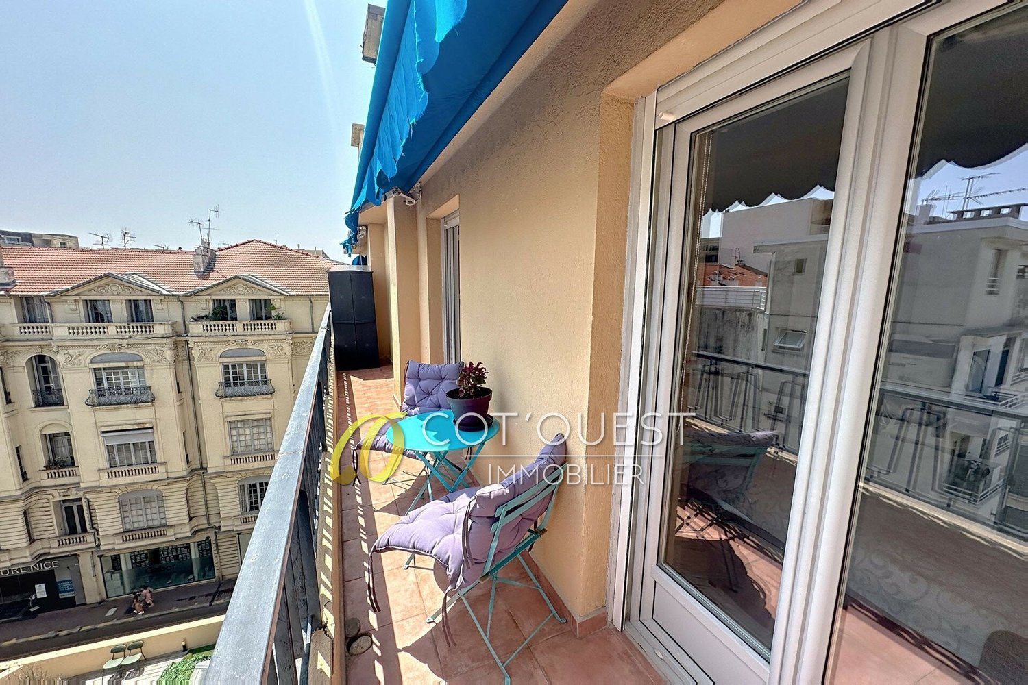 Property photo in Carre d'Or