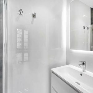 Property in Carre d'Or