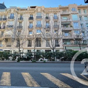 Property in Carre d'Or