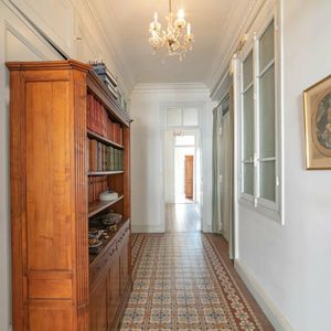 Property in Carre d'Or