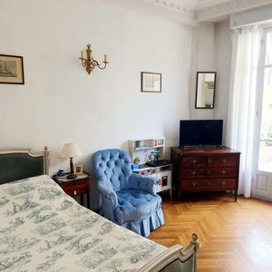 Property in Carre d'Or