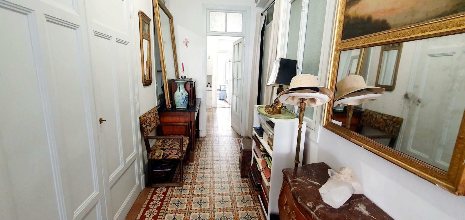 Property photo in Carre d'Or