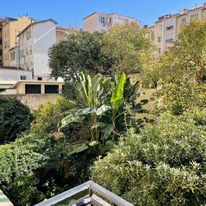 Property in Carre d'Or