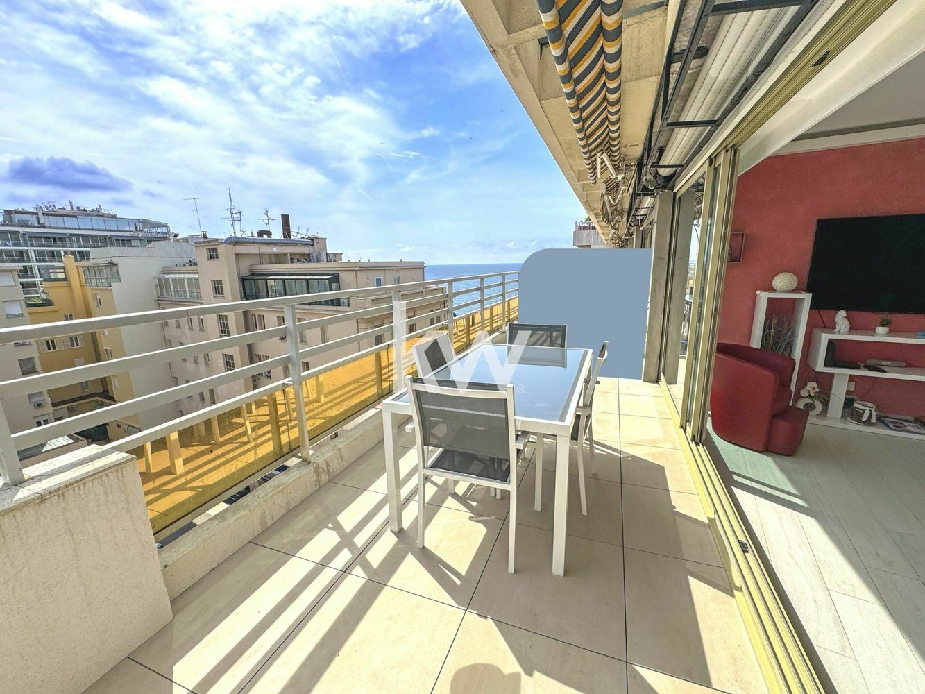 Property photo in Carre d'Or