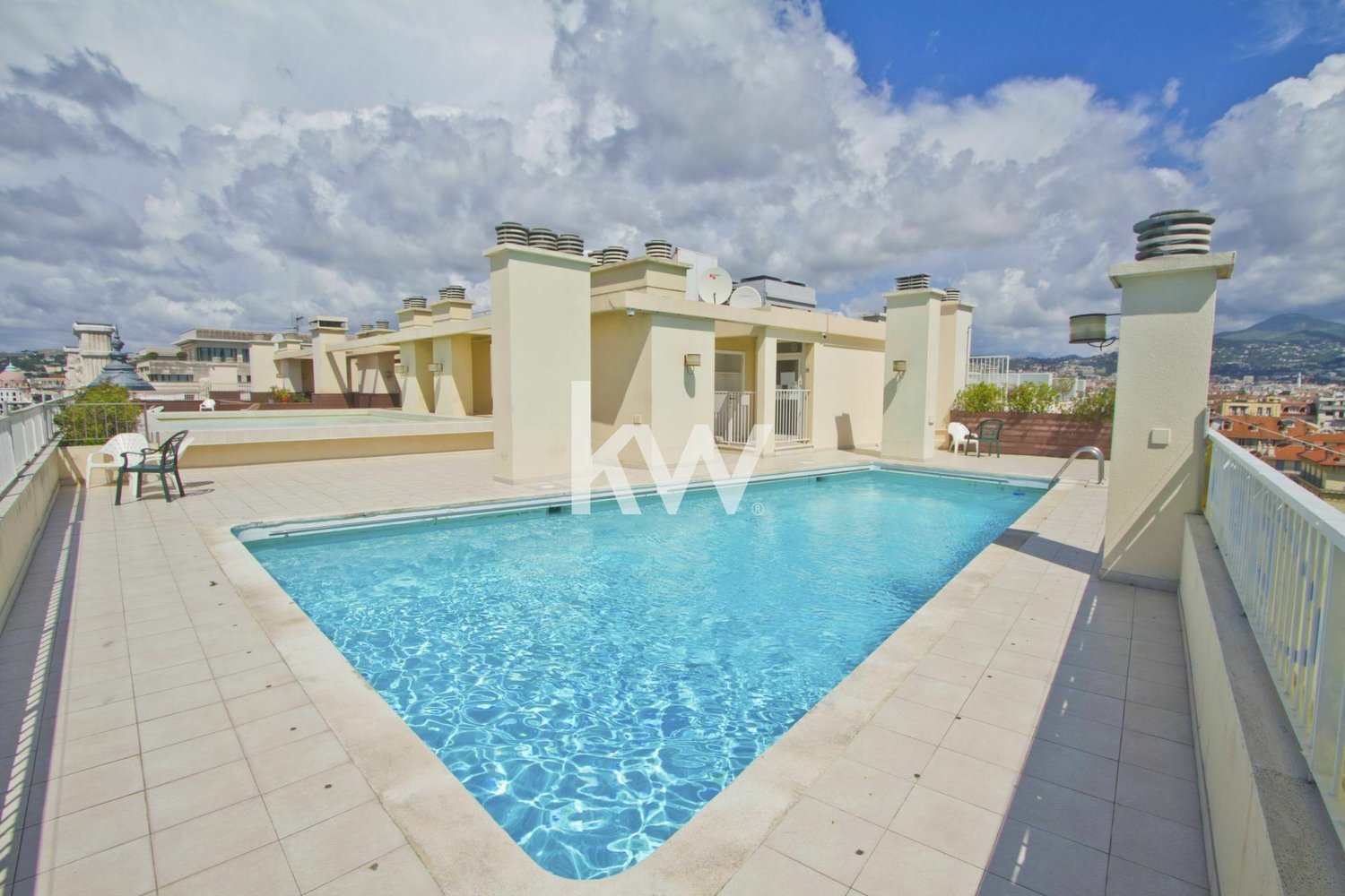 Property photo in Carre d'Or