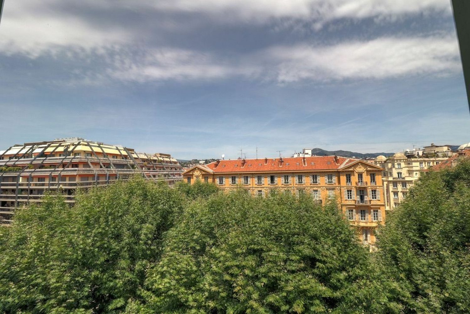 Property photo in Carre d'Or