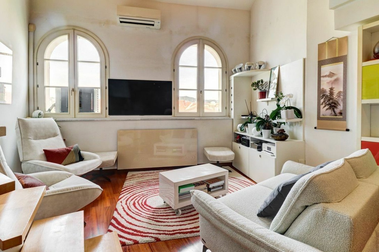 Property photo in Carre d'Or