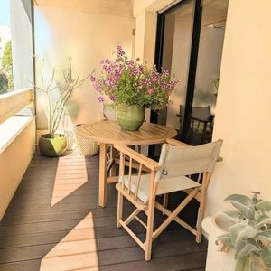 Property in Carre d'Or