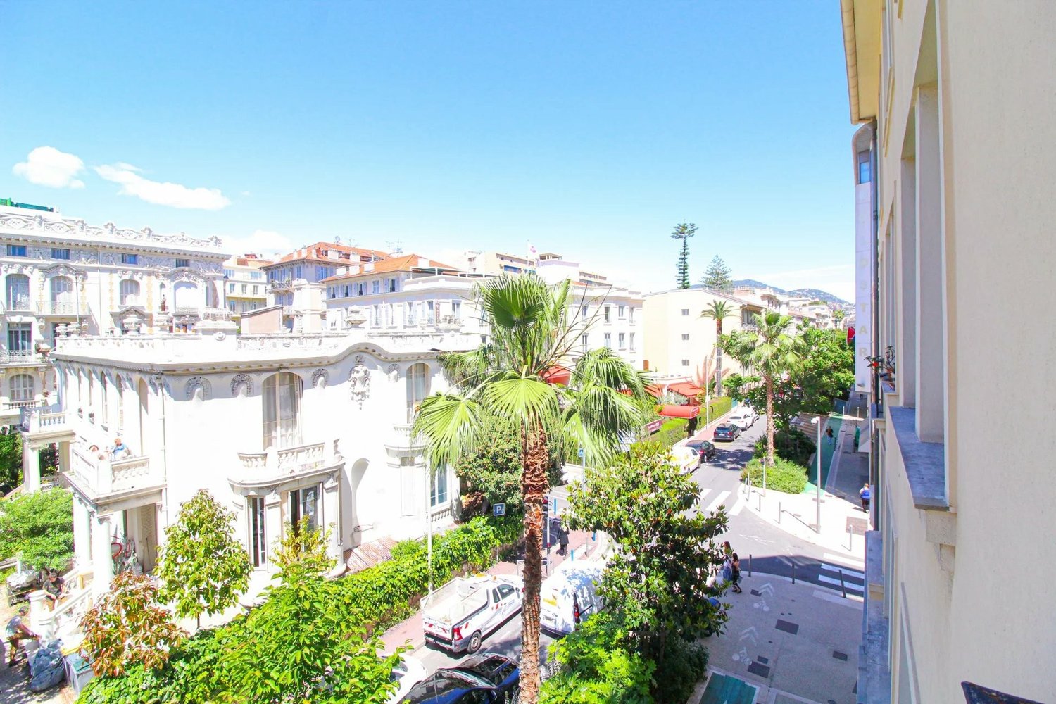 Property photo in Carre d'Or