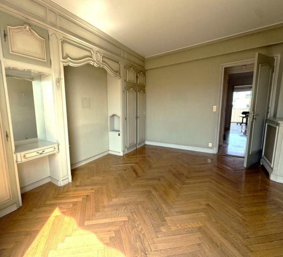 Property photo in Carre d'Or