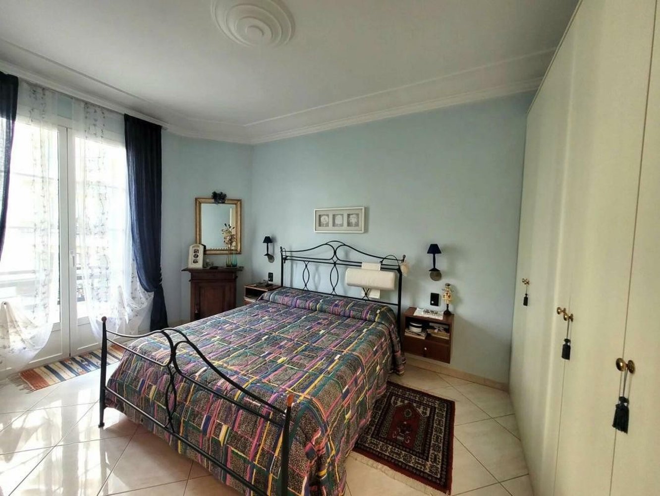 Property photo in Carre d'Or