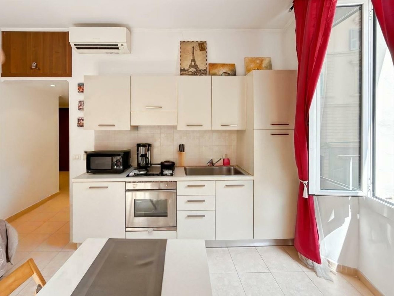 Property photo in Carre d'Or