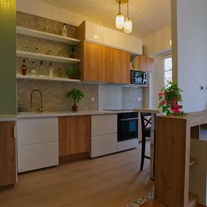 Property in Musicians Quarter