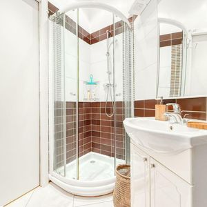 Property in Musicians Quarter