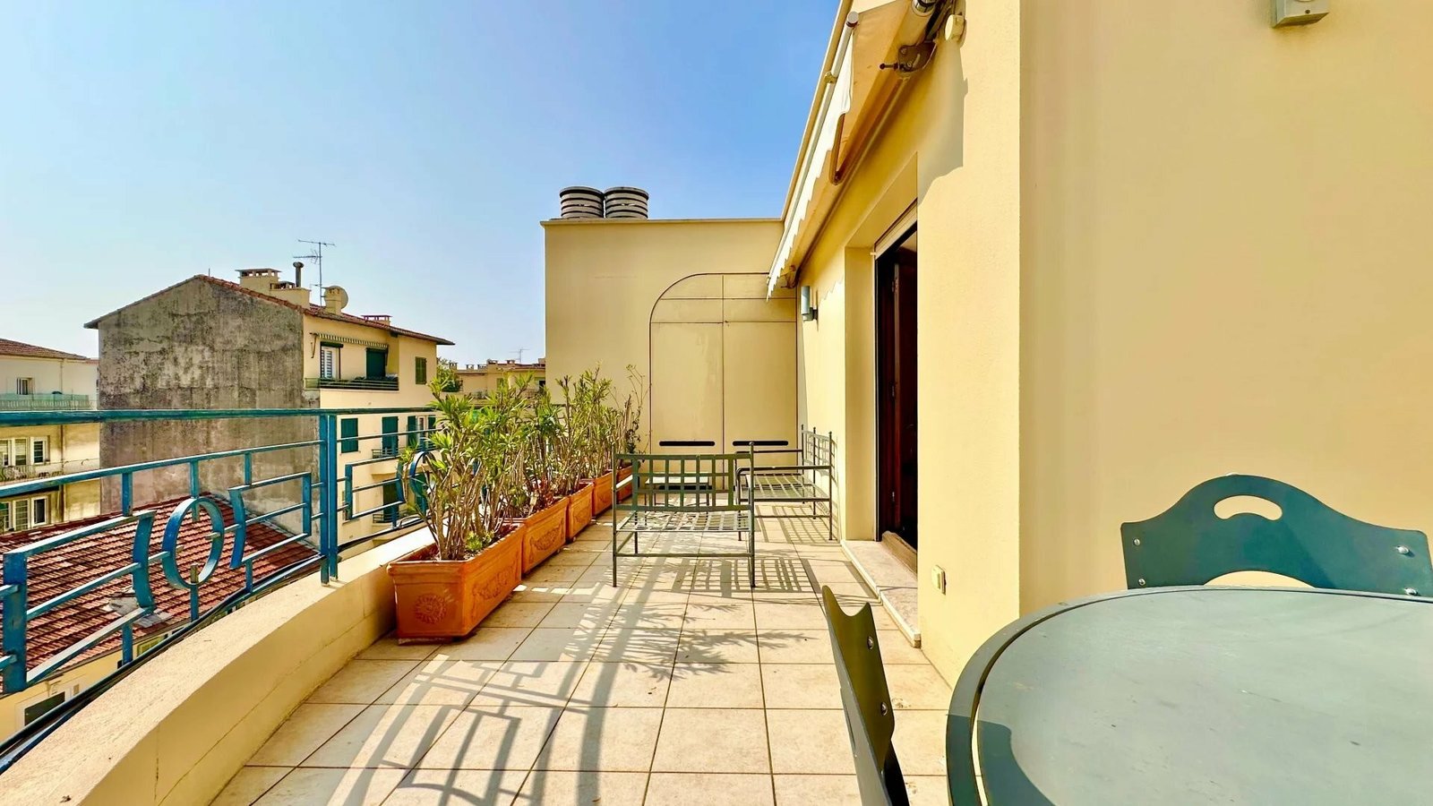 Property photo in Musicians Quarter