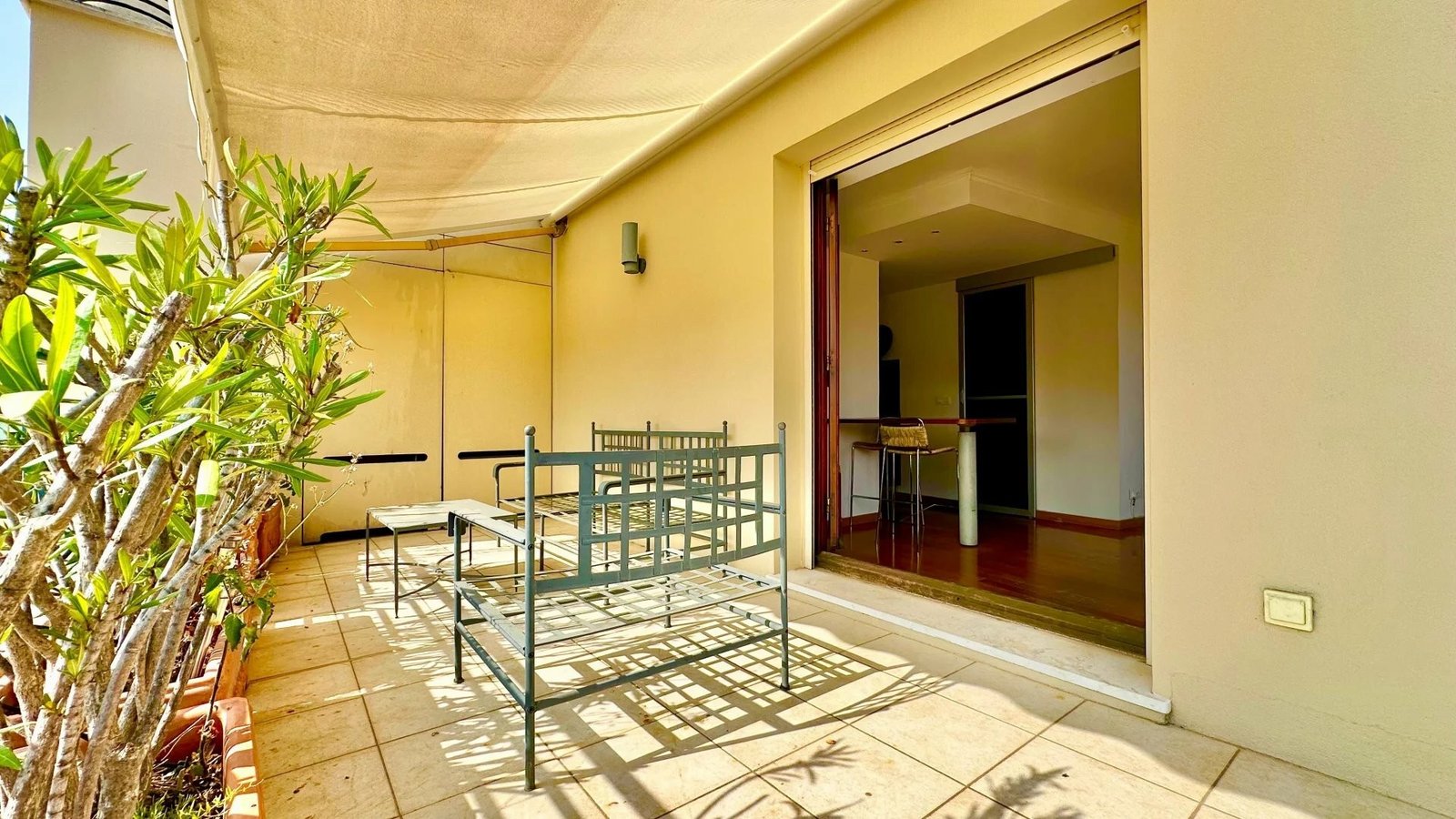 Property photo in Musicians Quarter