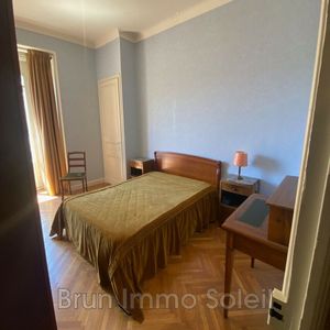 Property in Musicians Quarter