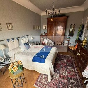 Property in Musicians Quarter