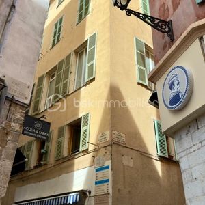 Property in Old Town