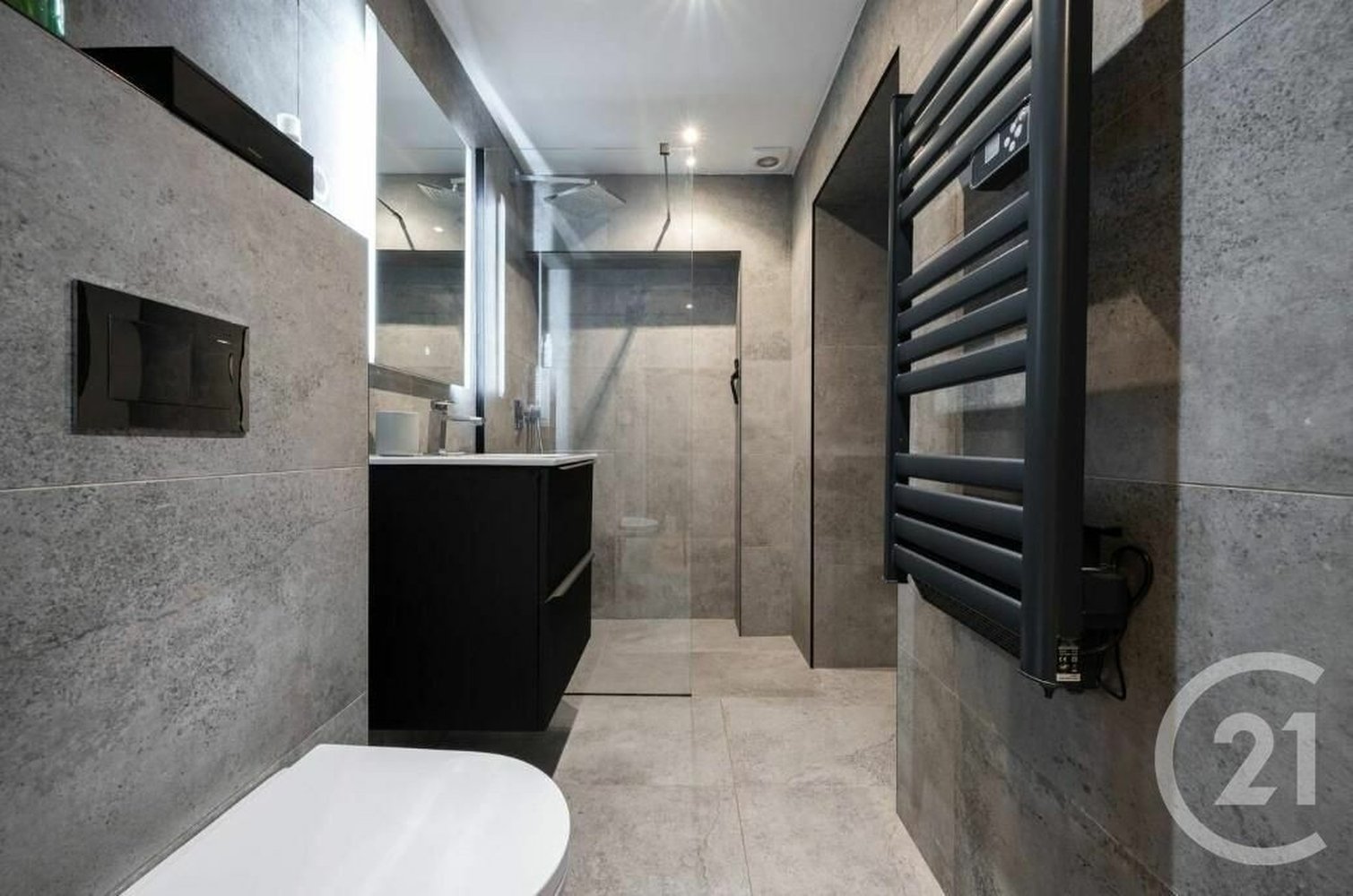 Property photo in Port