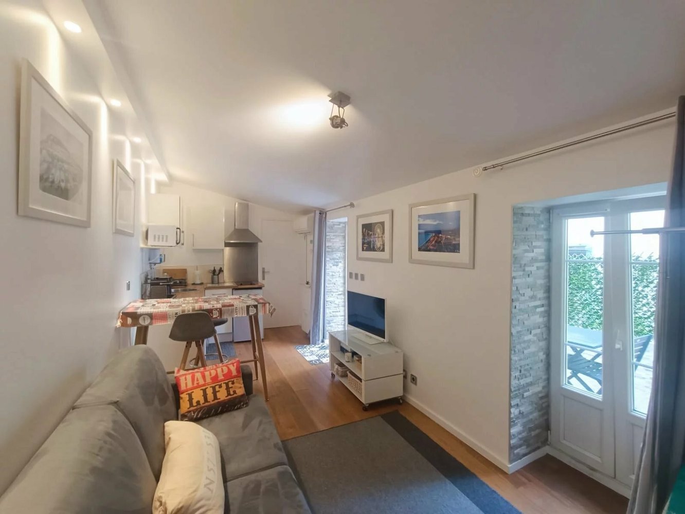 Property photo in Port