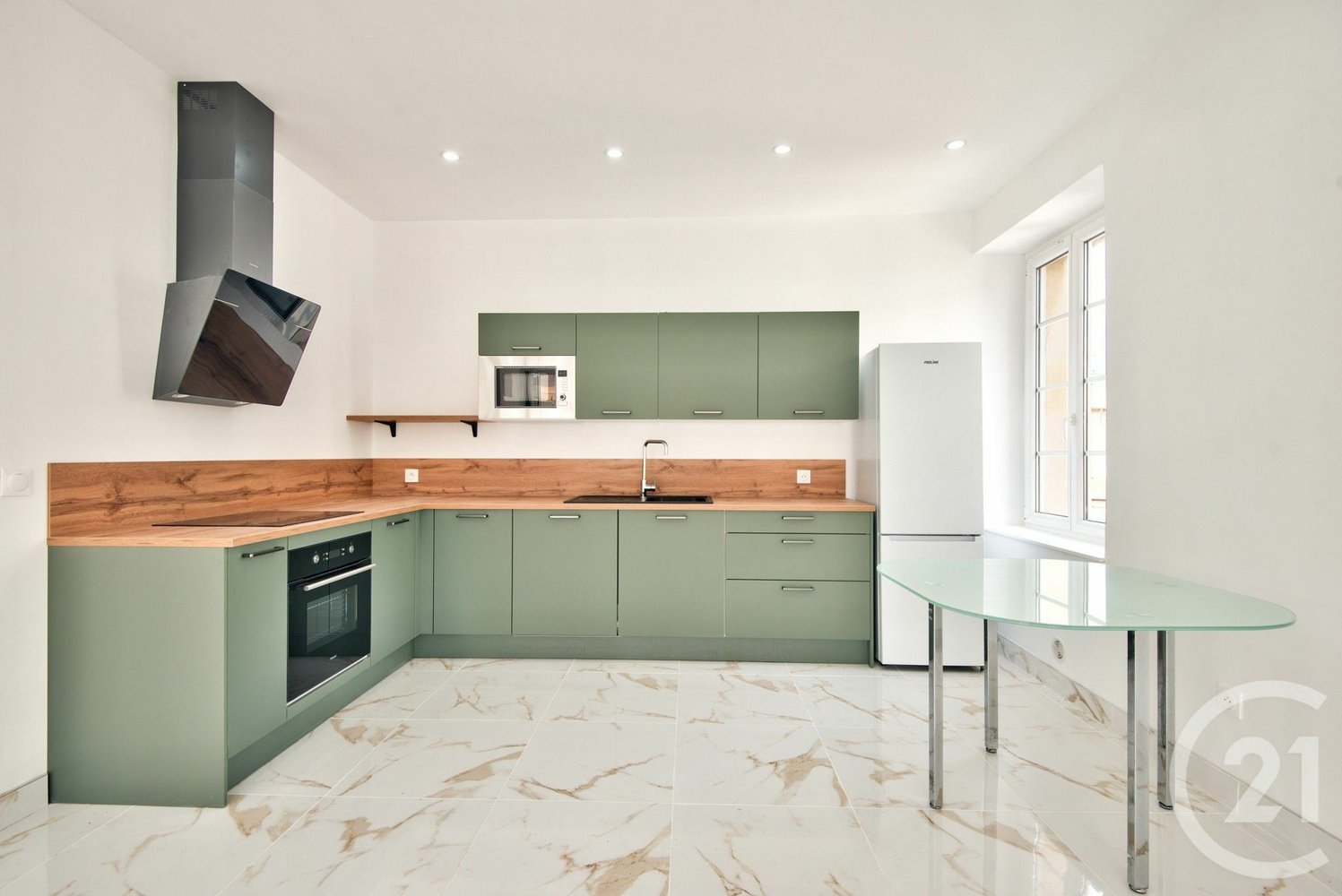 Property photo in Port