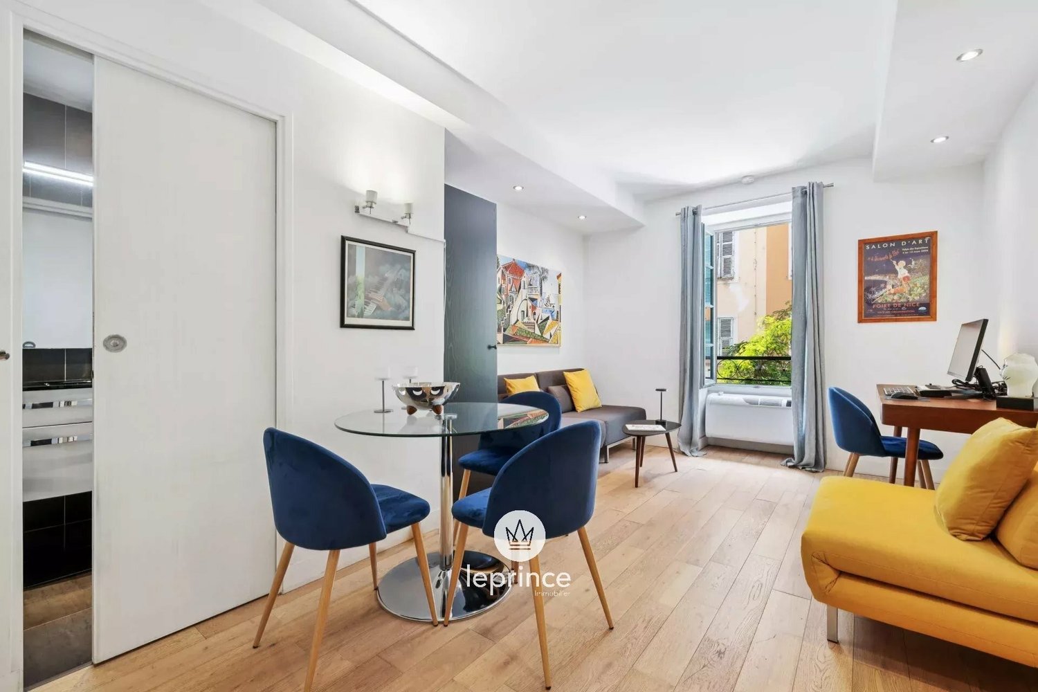 Property photo in Port