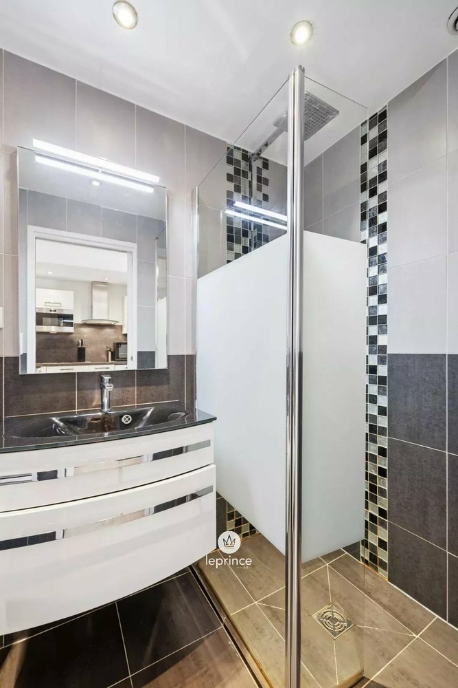 Property photo in Port