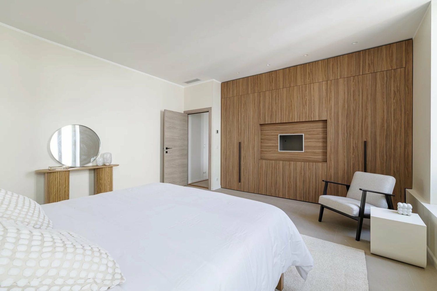 Property photo in Port