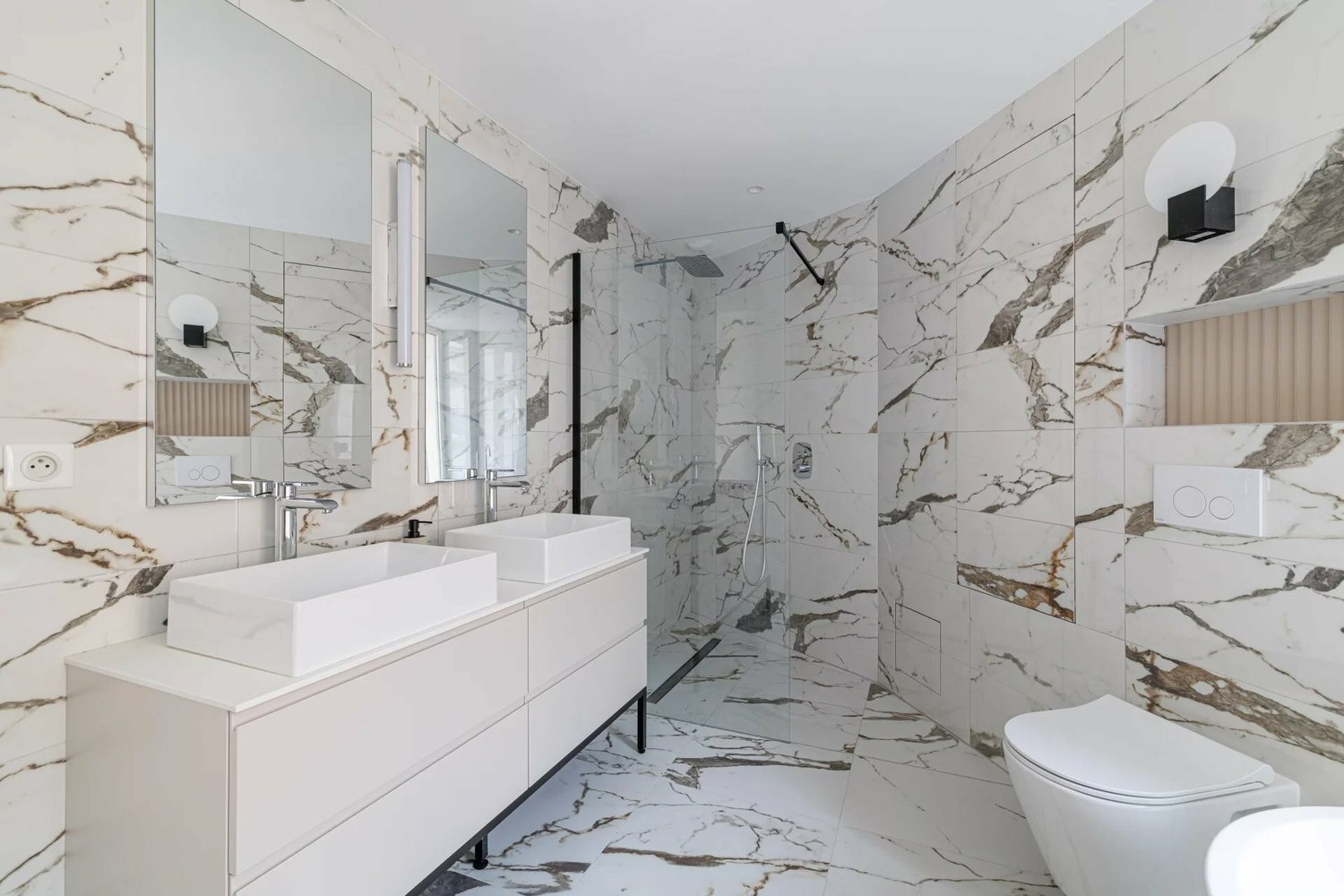 Property photo in Port