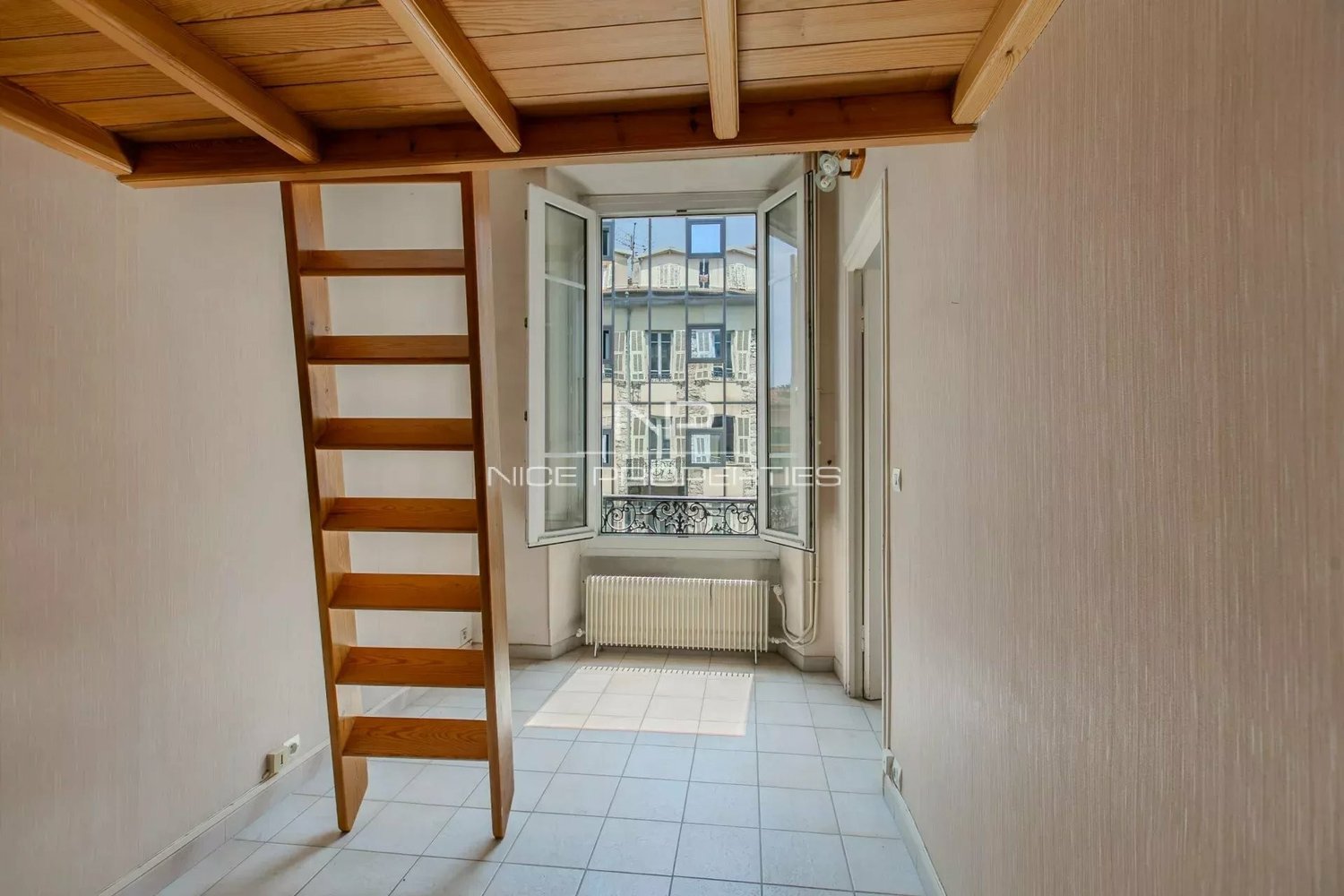 Property photo in Port