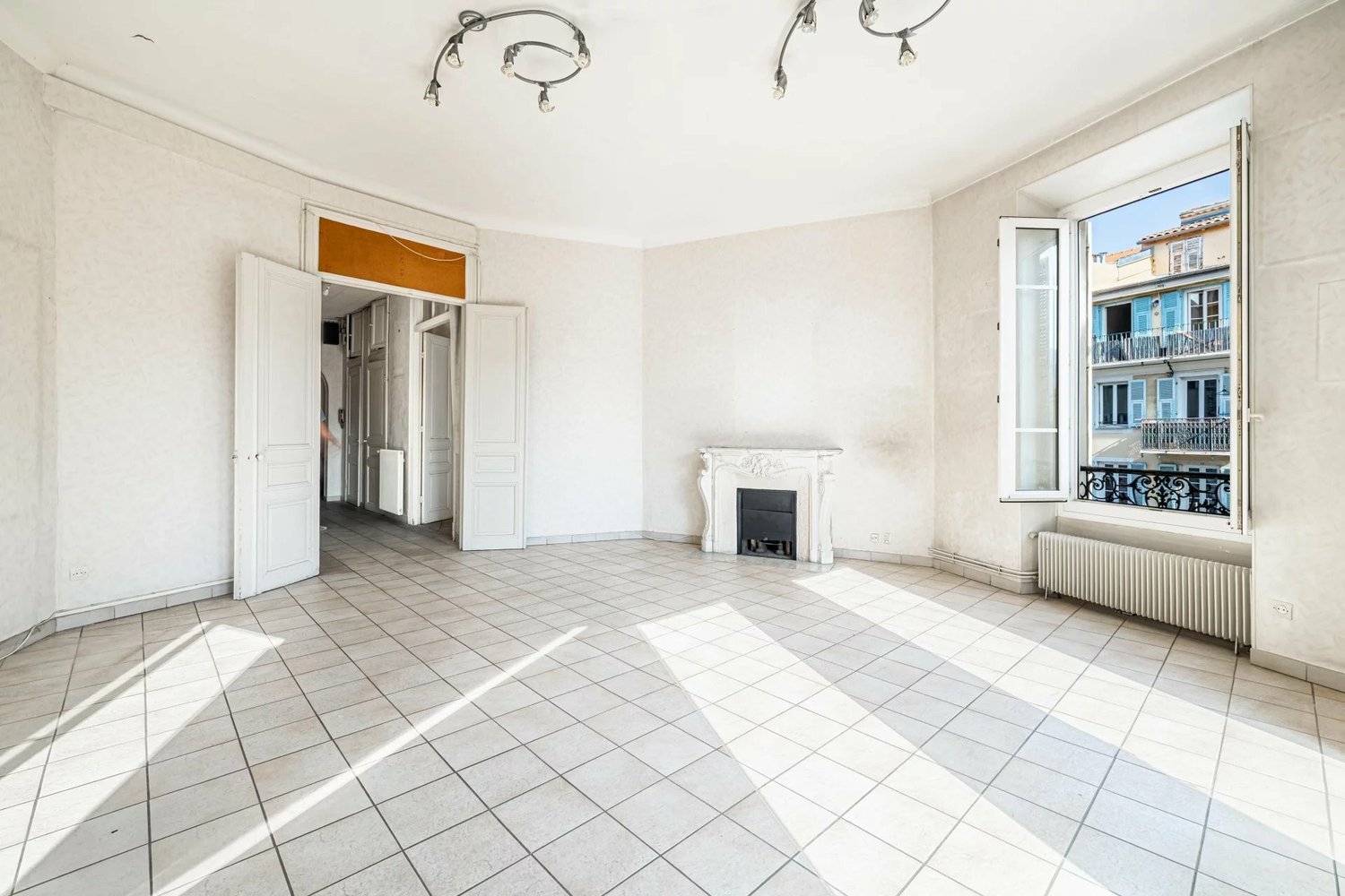 Property photo in Port