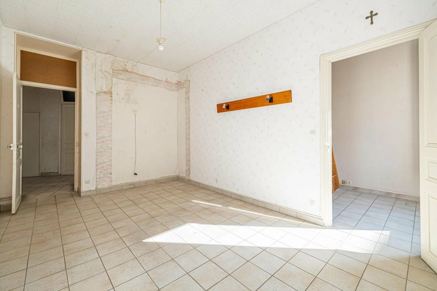 Property photo in Port