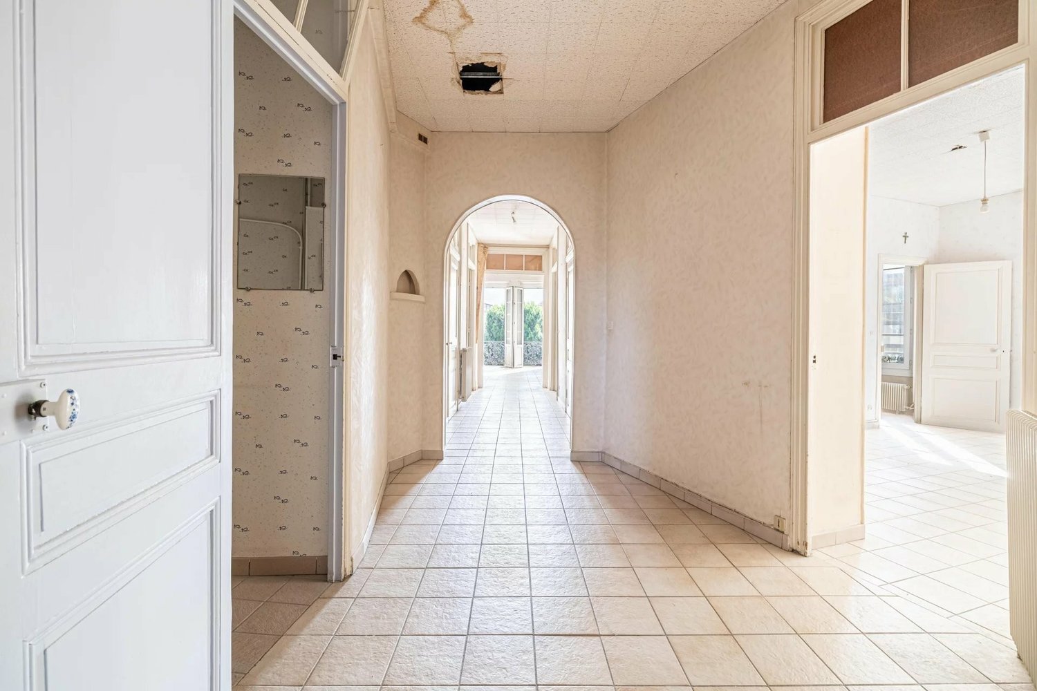 Property photo in Port