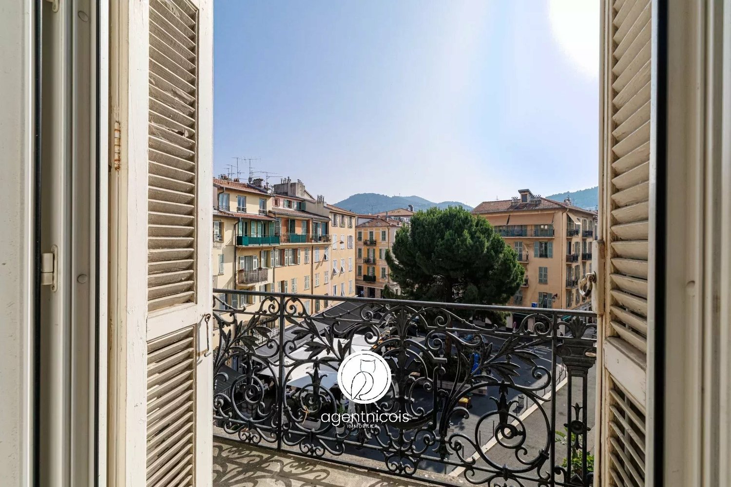 Property photo in Port