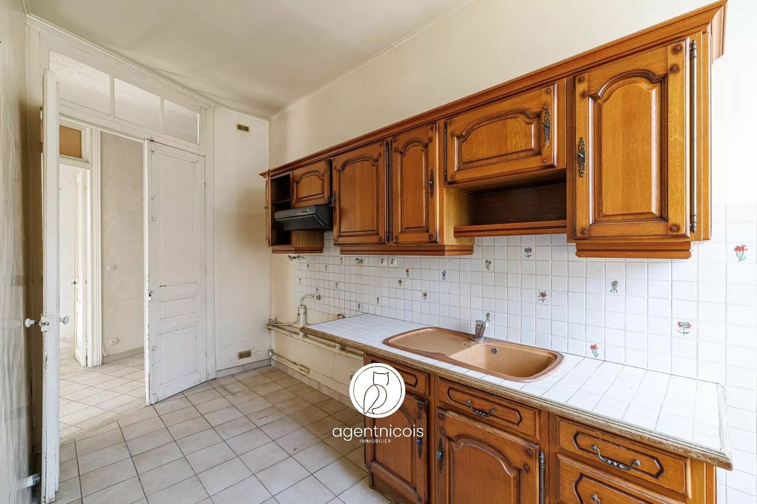 Property photo in Port