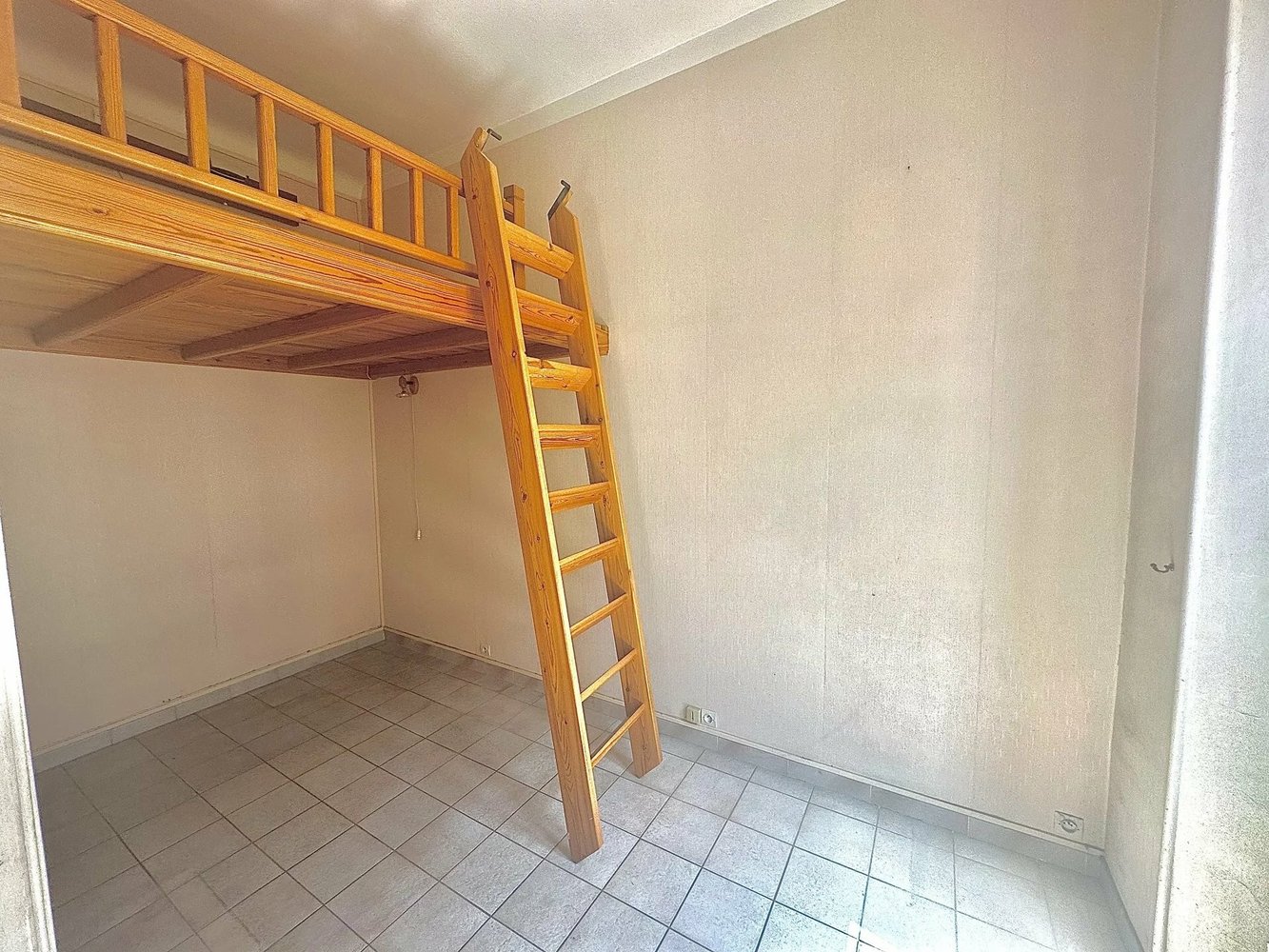 Property photo in Port