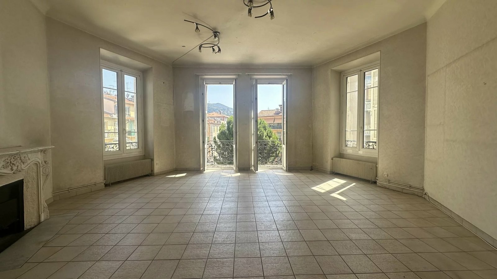 Property photo in Port