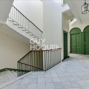 Property in Carre d'Argent