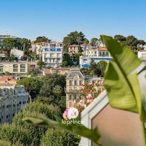 Property in Carre d'Argent