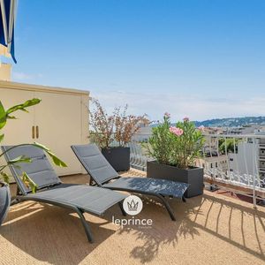 Property in Carre d'Argent