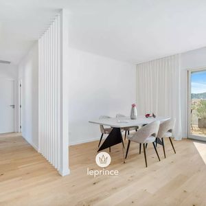 Property in Carre d'Argent