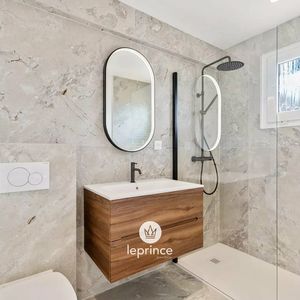 Property in Carre d'Argent