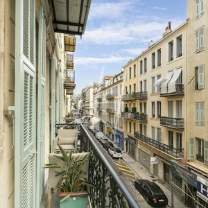 Property in Carre d'Argent