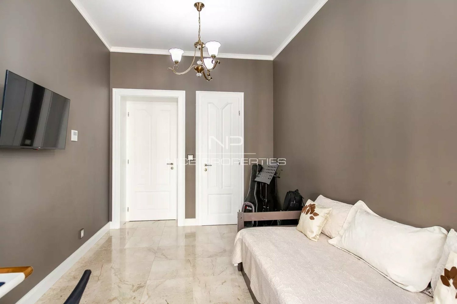 Property photo in Carre d'Argent