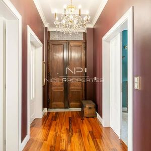 Property in Carre d'Argent